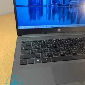 Notebook HP i3 11th 8GB 256 NVME - Imagen 2