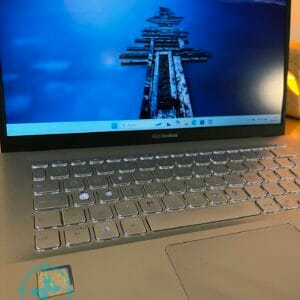 Notebook ASUS Vivobook i3 7th 4gb 128 SSD - Imagen 2