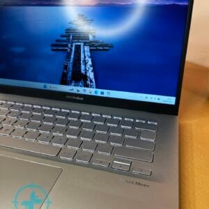 Notebook ASUS Vivobook i3 7th 4gb 128 SSD - Imagen 3