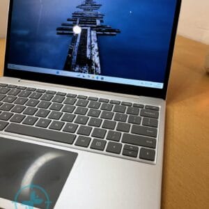 Notebook Microsoft Surface i5 10th 4gb 256 NVMe - Imagen 3