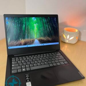 Notebook Lenovo Ryzen 3 8gb 256 NVME - Imagen 1