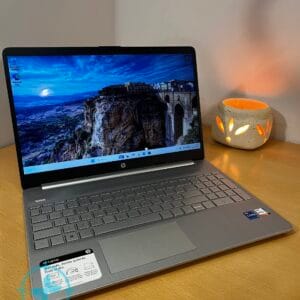 Notebook HP i7 12th 8gb 512 nvme - Imagen 1