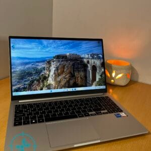 Notebook Samsung Book 3 i5 13th - Imagen 1