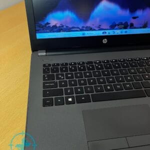 Notebook HP i5 7th - Imagen 2