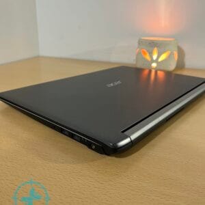 Notebook Acer Aspire 5 i5 8th - Imagen 5