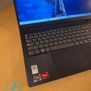 Notebook Lenovo V15 Ryzen 5 DDR5 - Imagen 2