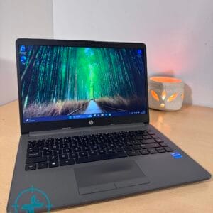 Notebook HP 240 i5 12th - Imagen 1