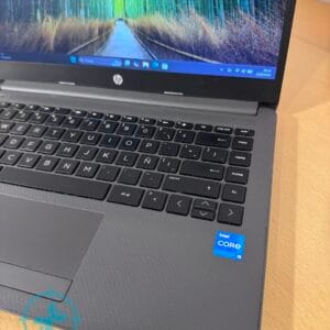 Notebook HP 240 i5 12th - Imagen 3
