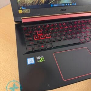 Notebook Gamer Acer Nitro i5 8th + NVIDIA - Imagen 2