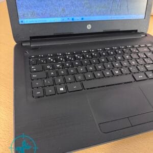 Notebook HP 14 i5 6th - Imagen 2