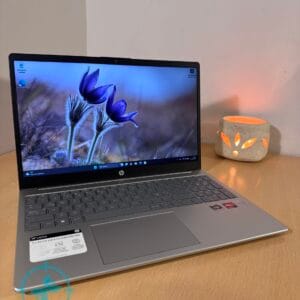 Notebook HP 15 Ryzen 7 Serie 7000 - Imagen 1