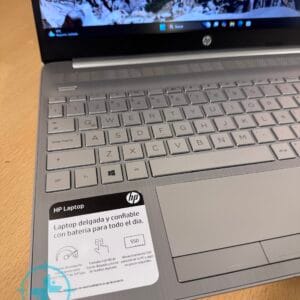 Notebook HP 15 i7 10th - Imagen 2