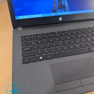 Notebook HP i3 6th - Imagen 2