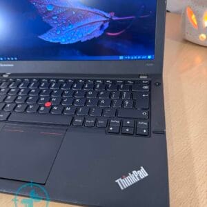 Notebook Lenovo Thinkpad X240 i5 4th - OUTLET - Imagen 3