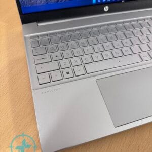 Notebook HP Pavilion Ryzen 5 - Imagen 2