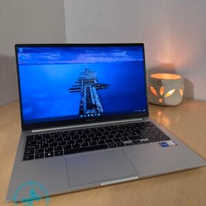 Notebook Samsung Book i7 13th - Imagen 1