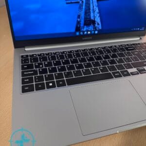 Notebook Samsung Book i7 13th - Imagen 2