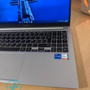 Notebook Samsung Book i7 13th - Imagen 3