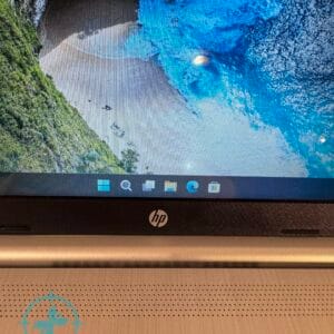 Notebook HP 15 Ryzen 5 - Imagen 4